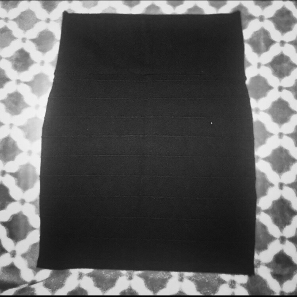 stretchy knit black mini skirt